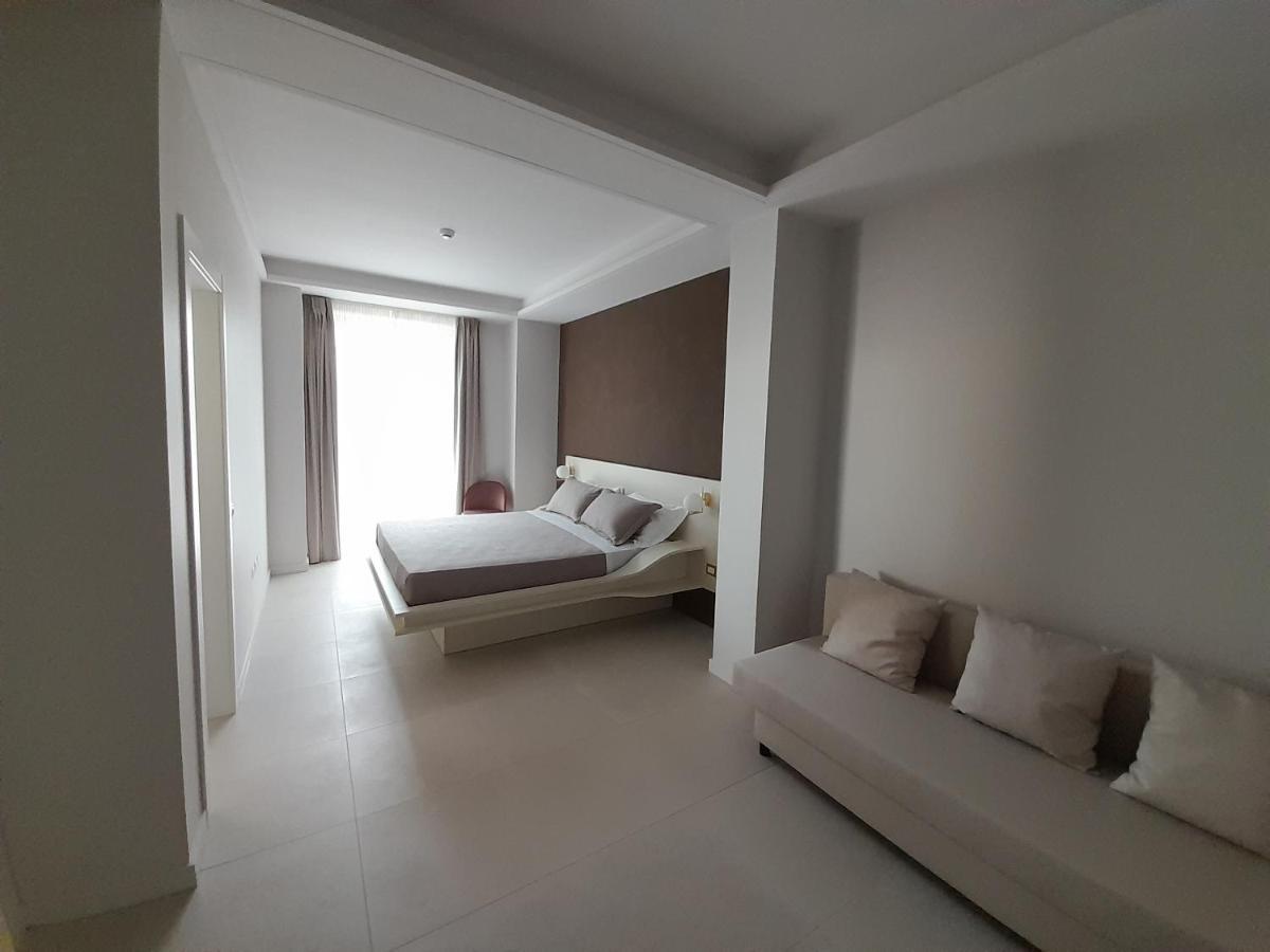 Gt Apartments - New Opening Vibo Valentia Marina Exterior photo